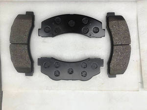 Plaquettes de frein en céramique D1414 Matériau semi-métallique NAO Bonne performance pour freins GAC Premium Cars - Product Image 2