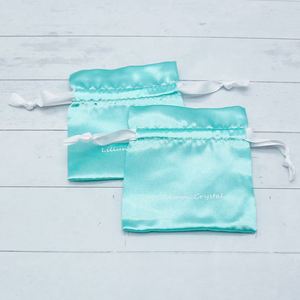 Pochettes cadeaux en satin tendance avec logo personnalisé, sacs à bijoux en satin vert à cordon pour boutique - Product Image 2