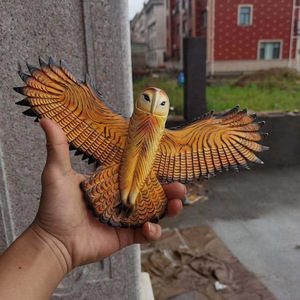 Figurine murale en résine Hibou de grange à ailes déployées, Décoration murale, Figurine animale, Décoration de jardin, Artisanat d'art animalier, Ornement intérieur/extérieur, Cadeau - Product Image 3