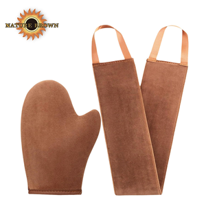 Mitaine applicatrice auto-bronzante Nature Brown, douce et sans traces, pour application de lotion dorsale, faux bronzage, kit 2-en-1 - Product Image 1