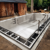 Piscine modulaire préfabriquée en acier inoxydable avec filtration intégrée pour projets d'hôtels et de complexes écologiques