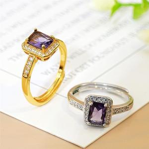 Anello quadrato in pietra, gioiello da donna dal design classico per l'uso quotidiano - Product Image 5