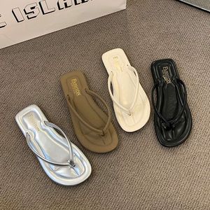Nuevas Chanclas de Verano <span class=keywords><strong>para</strong></span> Mujer, Sandalias Duraderas con Hebilla en el Dedo y Parte Superior de PVC con Lentejuelas, Antideslizantes <span class=keywords><strong>para</strong></span> la <span class=keywords><strong>Playa</strong></span> - Product Image 2