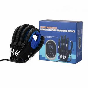 Guanto per Riabilitazione delle Dita Versione Inglese, Massaggio a Vibrazione, Materiale Plastico, Ricarica Wireless, Certificato CE - Product Image 3