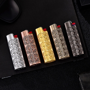 Étui en métal Sakura de grande taille pour <span class=keywords><strong>briquet</strong></span> <span class=keywords><strong>BIC</strong></span> J6 - Product Image 2