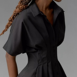 เดรสเชิ้ตขนเฟอร์เทียมแบบมินิ ลายดอกไม้ปัก แต่งลูกไม้โปร่ง ระบายอากาศได้ดี เป็นมิตรกับสิ่งแวดล้อม ความยาวปานกลาง เหมาะสำหรับฤดูร้อน - Product Image 3