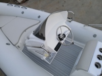 Lüks 20ft RIB Tekne LUX-610 Hypalon Tüplü Derin V Gövdeli Yat Yardımcı Teknesi Açık Deniz Eğlence Aktiviteleri İçin
