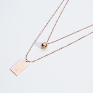 Popular Medieval Retro cuadrado de la Reina <span class=keywords><strong>elizabeth</strong></span> de colgante doble cara a la corrosión de oro colgante de acero de titanio - Product Image 2