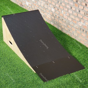 <span class=keywords><strong>Mini</strong></span> <span class=keywords><strong>rampe</strong></span> en <span class=keywords><strong>bois</strong></span> professionnelle durable de planche à roulettes pour la <span class=keywords><strong>rampe</strong></span> en <span class=keywords><strong>bois</strong></span> de patin de sports extrêmes - Product Image 2