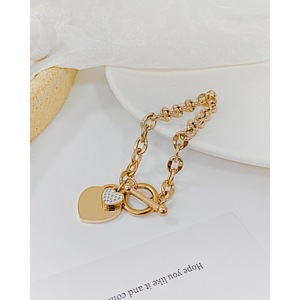Damen Luxus Mode Business Quarzuhr <span class=keywords><strong>Set</strong></span> Glasanzeige Individuelles Logo Strass Dreiteiliges Edelstahl-Uhr-Armband-<span class=keywords><strong>Set</strong></span> - Product Image 3