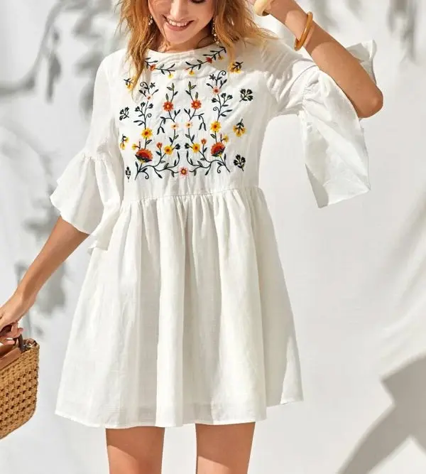 Vestido blanco de lino bordado para mujer, ropa Bohemia para playa, novedad de 2021