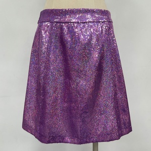 OEM su misura donna scintillante <span class=keywords><strong>gonna</strong></span> piena di paillettes <span class=keywords><strong>con</strong></span> Zip a vita alta Glitter viola gonne corte a pieghe Sexy <span class=keywords><strong>con</strong></span> pantaloncini interni - Product Image 2