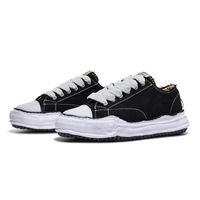 Vente en gros de baskets basses à semelle épaisse pour femmes et hommes, style streetwear, chaussures de sport décontractées pour la marche