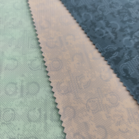 Fabricant chinois de tissu en cuir synthétique PU fin pour vêtements
