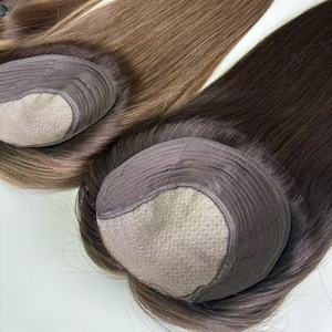 Toupet con Base in Seta di Capelli Umani Vergini, Pronto per la Spedizione, Lisci o Ondulati, con Partizione a Destra per Donne con Capelli Diradati - Product Image 3