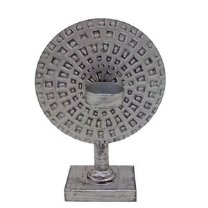 Decoración del hogar Color plata antigua Hierro Metal Apuesto Forma redonda Decorativo T-Light Holder con Base hecha a mano - Product Image 1
