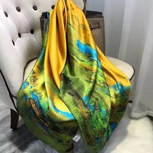 Bufanda larga grande de satén de nuevo estilo 2025, chal estampado de alto nivel de lujo ligero hecho de poliéster de alta calidad, bufanda de lujo de diseñador - Product Image 5