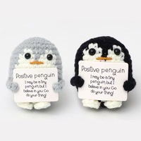 Porte-clés pingouin tricoté à la main, accessoire en peluche amusant, jouet en fil fini, pingouin positif, vente en gros, en stock