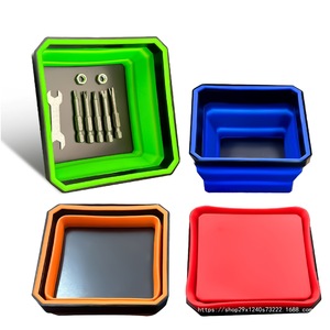 Plateau de rangement magnétique pliable en silicone, carré, pour outils de réparation automobile, avec support pour vis et jeu de clés - Product Image 1