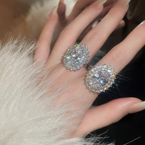 Real Gold Electroplated Zircon Oval Vintage Cobre Luz Lujo Gama alta Accesorios de moda Venta al por mayor Anillo abierto para mujer - Product Image 1