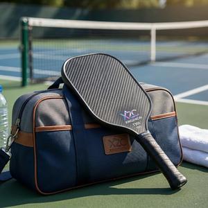 Ensemble de 2 raquettes de pickleball avec 4 balles et étui de transport, kit professionnel en fibre de carbone pour le plaisir familial et la remise en forme - Product Image 5