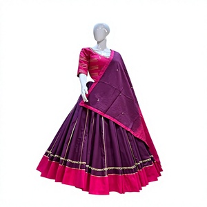 Lehenga Choli de Algodón Camric Puro con Bordado de Espejos, Especial para Navratri, Traje Étnico Tradicional para Bodas y Festividades de Invierno - Product Image 1