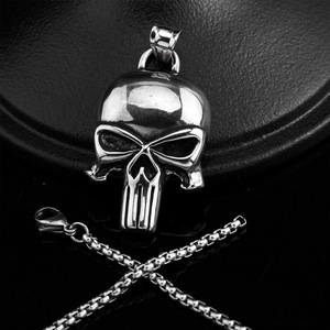 Colgante de calavera <span class=keywords><strong>Punisher</strong></span> con personalidad, collar de acero inoxidable para hombre, joyería Retro Simple de estilo Punk de Hip Hop para hombre - Product Image 2