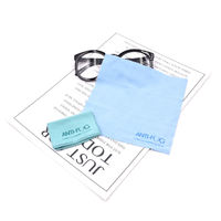 Nettoyant pour lentilles anti-buée en daim microfibre pour lunettes Lunettes Produit d'entretien réutilisable et pratique pour lunettes