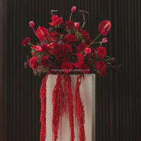 Bunga Mawar Hydrangea Merah Burgundy Real Touch Sutra Bertingkat 70cm dengan Stand untuk Dekorasi Bunga Pernikahan dari Supplier