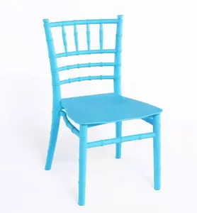 Sedie impilabili in plastica durevoli e robuste per sedia da festa per ristoranti al coperto per bambini