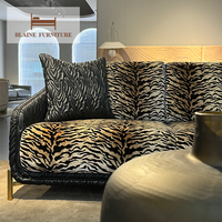 Meubles de salon en velours au design moderne pour l'usine de maison fournissant des sièges 1/2/3 élégants personnalisés