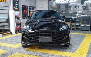 <span class=keywords><strong>Aston</strong></span> <span class=keywords><strong>Martin</strong></span> DB11 Nouveau Kit Carrosserie Amélioré Style 707 en Fibre de Carbone Entièrement Sèche avec Pare-chocs Avant/Arrière, Jupes Latérales, Spoiler et Échappement - Product Image 2