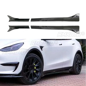 สเกิร์ตข้างรถยนต์ Tesla Model Y พร้อมสปอยเลอร์แบบต่อขยาย ดิฟฟิวเซอร์กันกระแทก สำหรับ Tesla Model Y Fast ปี 2019-2023 ชุดแต่ง - Product Image 1
