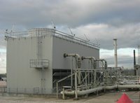 Tour de refroidissement à flux croisé industrielle, système fermé, moteur en alliage d'aluminium, essieu de remorque pour petite entreprise avec PLC