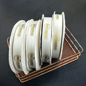 <span class=keywords><strong>Cinta</strong></span> de TPU <span class=keywords><strong>Transparente</strong></span> Personalizada <span class=keywords><strong>al</strong></span> <span class=keywords><strong>por</strong></span> <span class=keywords><strong>Mayor</strong></span>, de Lujo, de 4 cm (1.5 Pulgadas), con Logotipo de Marca Impreso en Tinta Dorada, para Regalo - Product Image 2