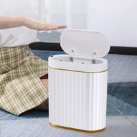Capteur de poubelle intelligente en plastique 7L avec couvercle Mini poubelle à induction électrique de bureau à induction pour la chambre à coucher
