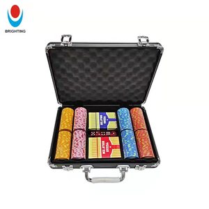 Boîte de 100 jetons de <span class=keywords><strong>poker</strong></span> argent noir or 200 300 500 14g Composants Personnaliser LOGO Professionnel Croupier Casino Jeu Boîte en aluminium - Product Image 3
