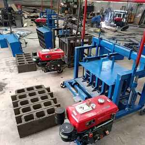 Machine à fabriquer des briques en béton mobile diesel, automatique, à pression hydraulique, pour blocs emboîtables, avec moule gratuit - Product Image 3