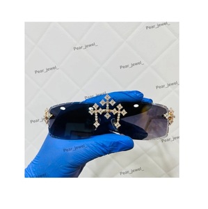 Most Selling Stylish Moissanite Diamond Sunglasses Anti UV Polarized Lenses Durable Frame for <b>Driving</b> Outdoor Available For Sale - Product Image 1