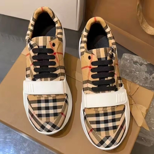 Wholesale classic check and stripe pattern fashionable casual shoes, luxurious and breathable tennis shoes for men and women - Product Image 1