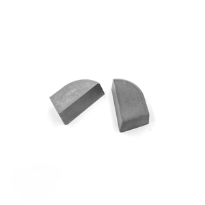 YG8 C110 C122 Pembuatan Sintered 100% Virgin Tungsten Carbide Ketahanan Aus Tinggi Bersertifikasi ISO9001 Ujung Brazed untuk Pemutaran