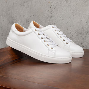 รองเท้าเดินแบบสปอร์ตหนังแท้คุณภาพสูง ระบายอากาศได้ดี เหมาะสำหรับผู้ชาย ใส่เดินในเมือง - Product Image 4