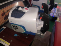Kursi dinamis dioperasikan koin simulasi asli memungkinkan go island video shooting mesin game arcade