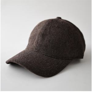 Casquettes de sport non structurées en tissu éponge chaud à 6 panneaux - Unisexe 100% polyester Fermeture à boucle métallique pour les activités de plein air par temps froid - Product Image 6