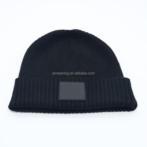 High Quality <b>Warm</b> <b>Hat</b> Thick Blank Soft Slouchy Toques Cuffed Knitted Jacquard Beanie With Custom Rubber Patches Logos - Product Image 4