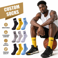 Chaussettes de basketball Elite Performance Athletic Crew pour hommes Absorbant la sueur Confortable avec logo d'équipe personnalisé Bas habillé Type de chaussette