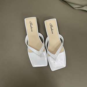 Women's and <b>Men's</b> Winter Home Slippers Universal Fit for Both <b>Men</b> and Women Anti slip Soft and Warm Winter Home Floor <b>Shoes</b> - Product Image 5