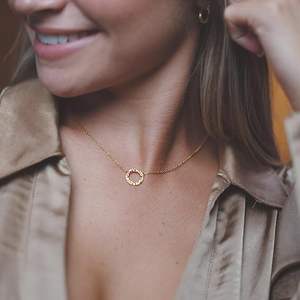 قلادة نسائية من الفضة الإسترلينية بتصميم بسيط ، سلسلة مطلية بالذهب الحقيقي عيار 14 قيراط ، قلادة كارما جميلة ، حفلات الزفاف من الزركون - Product Image 5