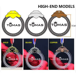 Individuelle Blanko-Sportmedaille aus Glas-Kristall mit Band, Graviertem Logo, Auszeichnungsabzeichen für Meisterschafts-Erkennung und Souvenir - Product Image 2