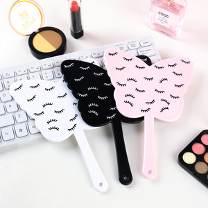 Specchio per il trucco HD a forma di farfalla portatile per studenti con manico in plastica per piccole ragazze specchio portatile - Product Image 4